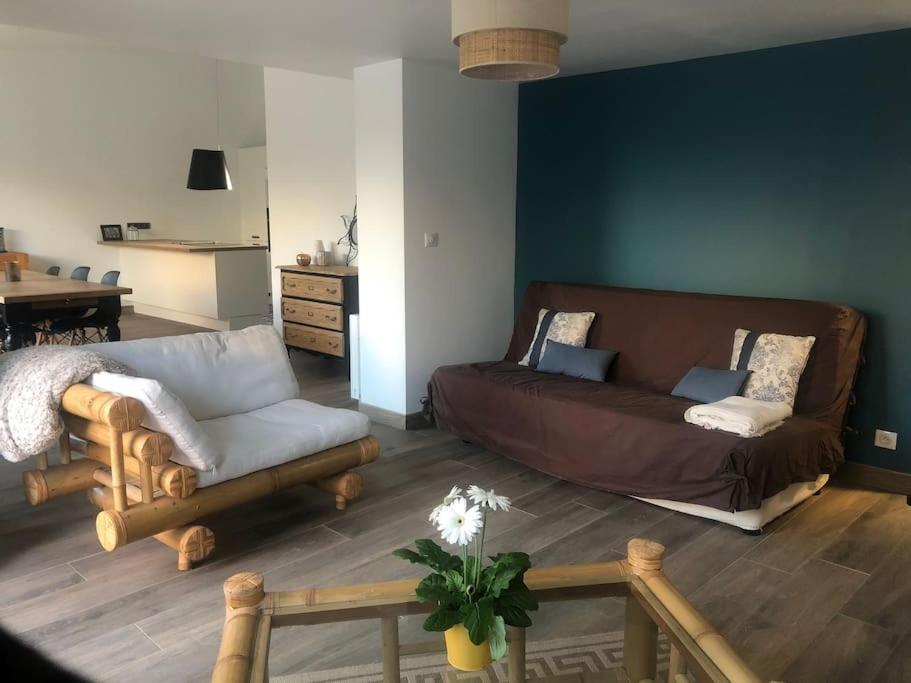 Logement De Plain-Pied Avec Jardin, Terrasse Gurgy Екстериор снимка