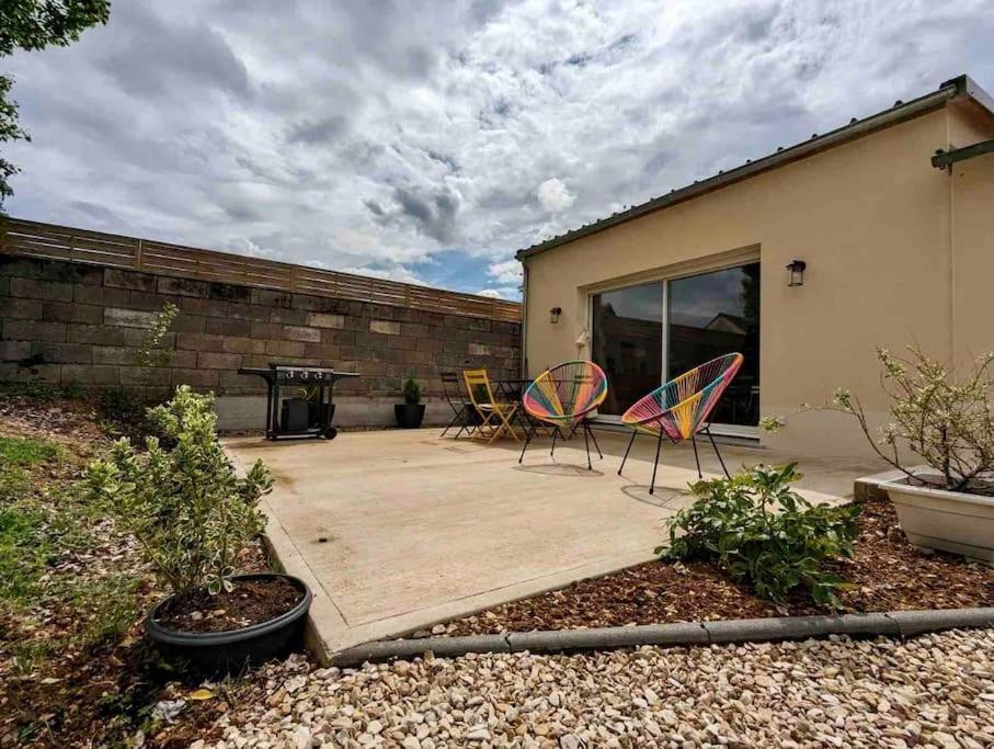 Logement De Plain-Pied Avec Jardin, Terrasse Gurgy Екстериор снимка
