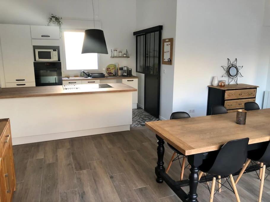 Logement De Plain-Pied Avec Jardin, Terrasse Gurgy Екстериор снимка